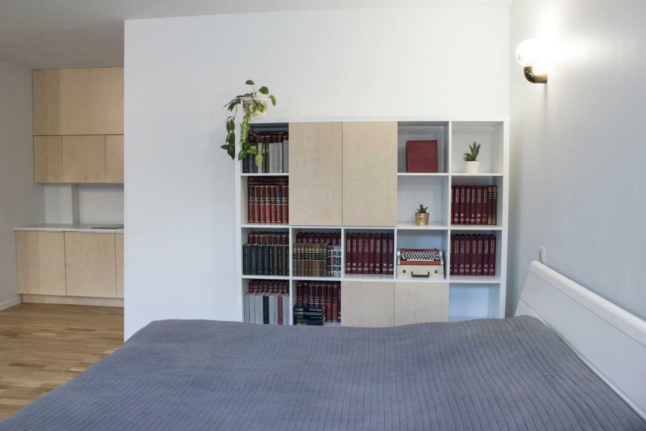 Mini Home Bookshop Studios Vilna Exterior foto